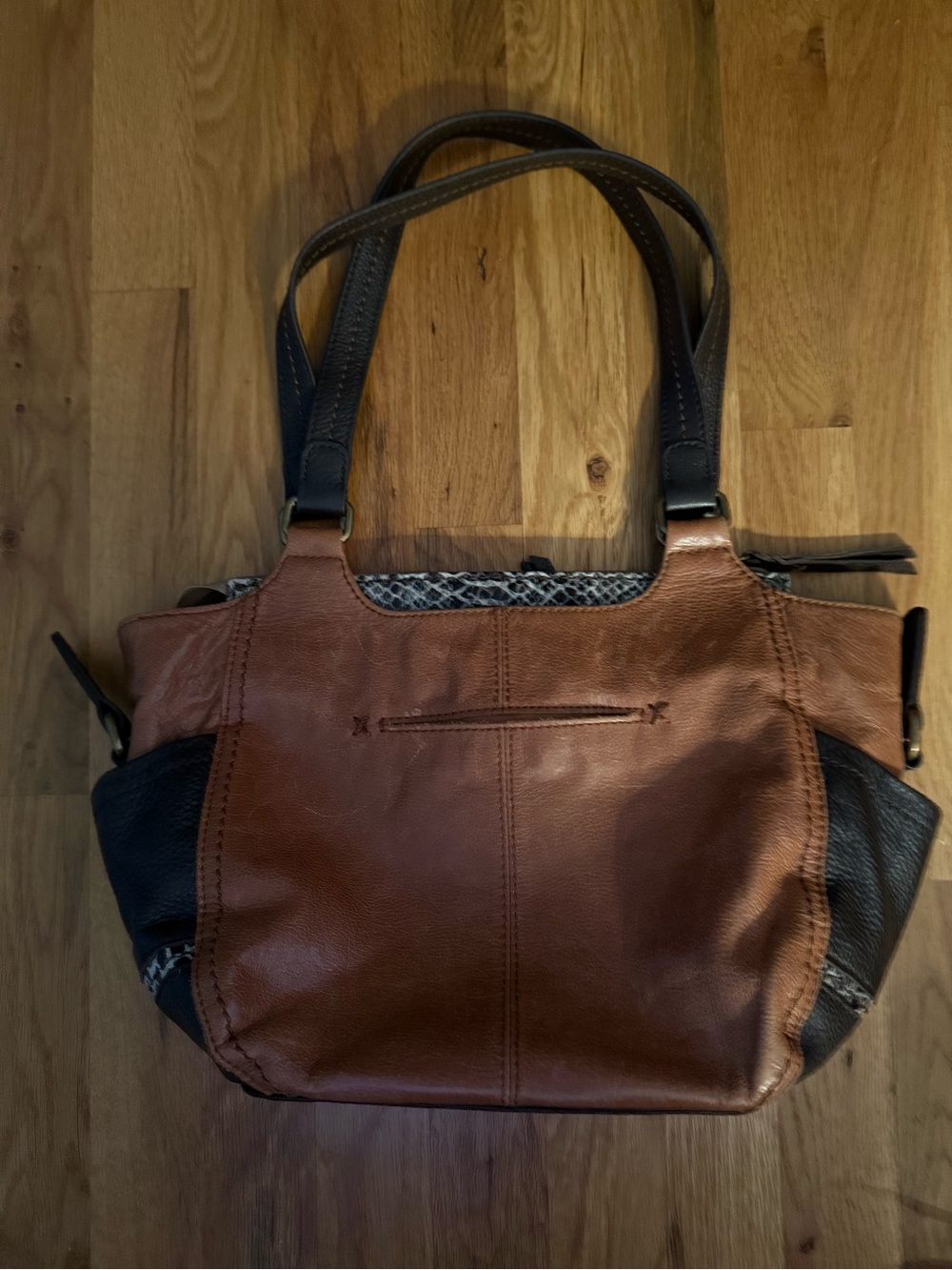 The Sak purse